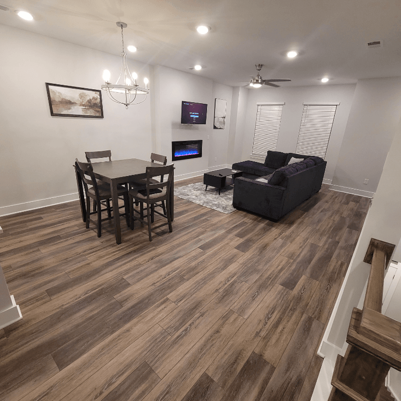 Northcharleston House: 4584 Mixson Avenue