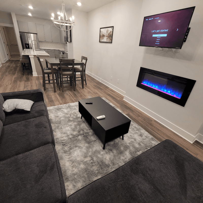 Northcharleston House: 4584 Mixson Avenue