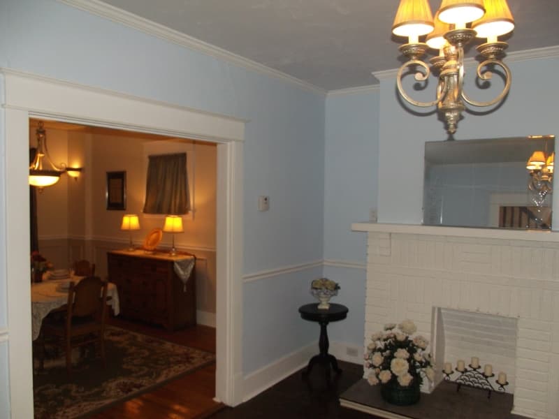 Carnegie House: 320 Knox Ave