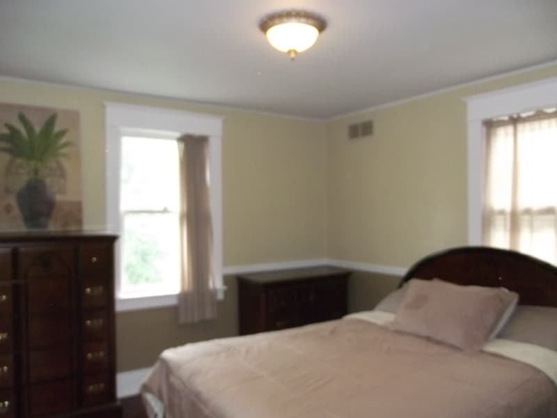 Carnegie House: 320 Knox Ave