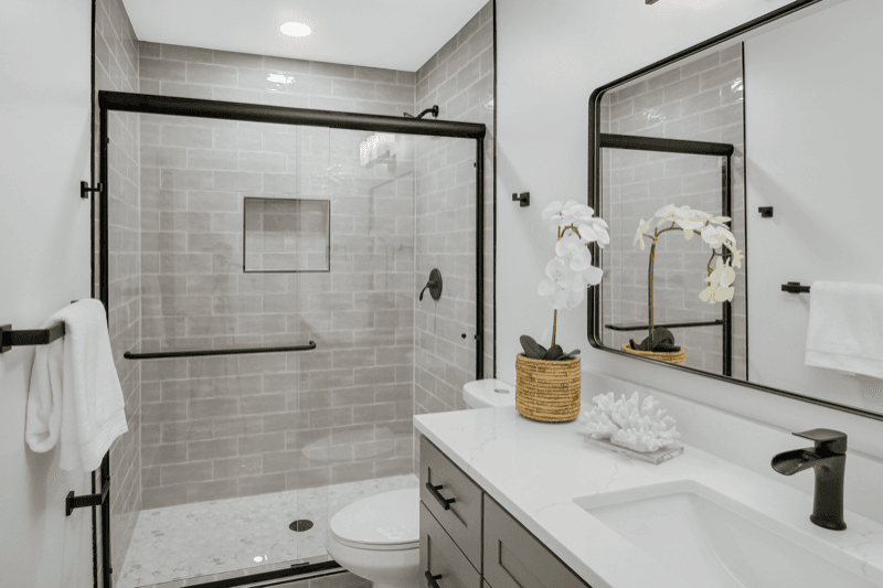Summerville House: 305 Mayfield St