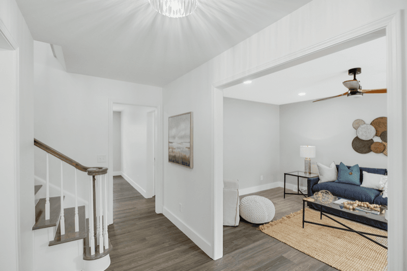 Summerville House: 305 Mayfield St
