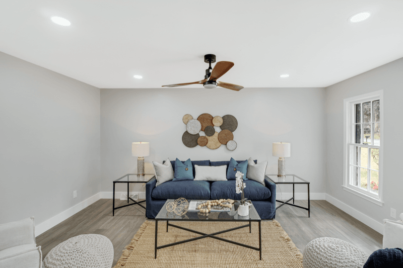 Summerville House: 305 Mayfield St
