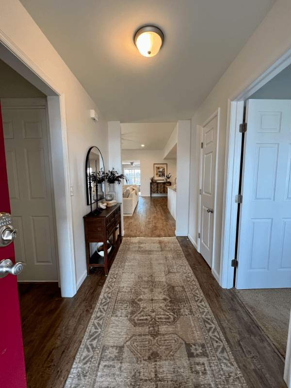 Harrington House: 502 Abagail Cir