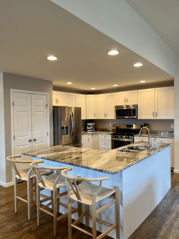 Harrington House: 502 Abagail Cir