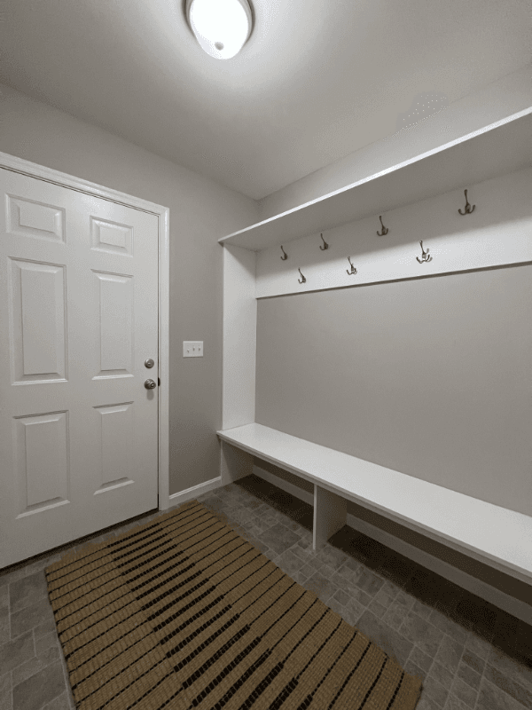 Harrington House: 502 Abagail Cir