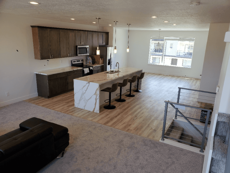 Bluffdale Townhome: 568 Lewski ln