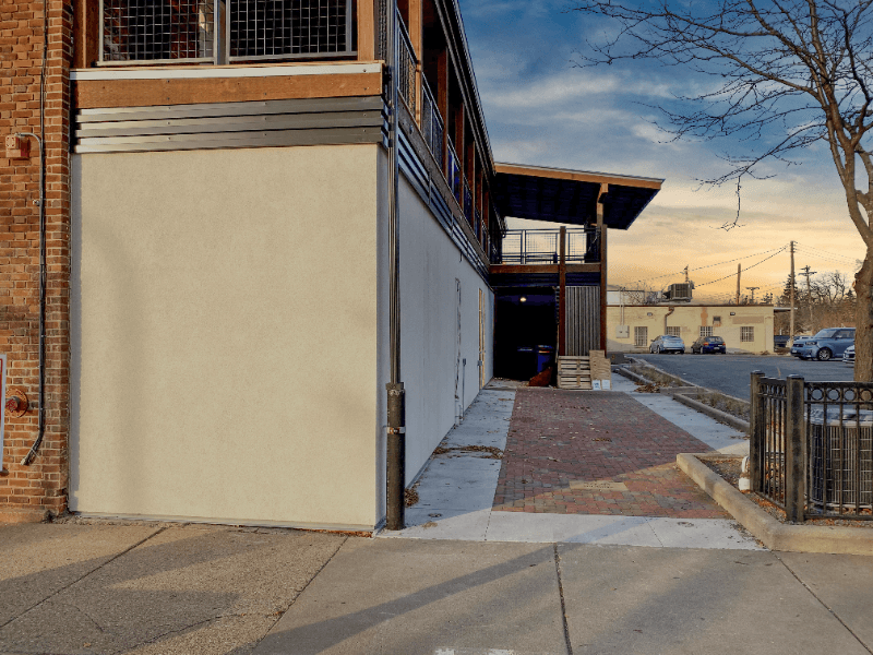 Minneapolis Apartment: 2207 1/2 Central Ave NE
