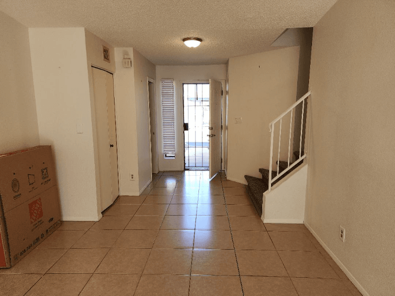Peoria Townhome: 8708 N. Fountain Dr.