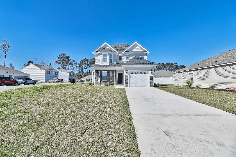 Longs House: 857 Twickenham Loop