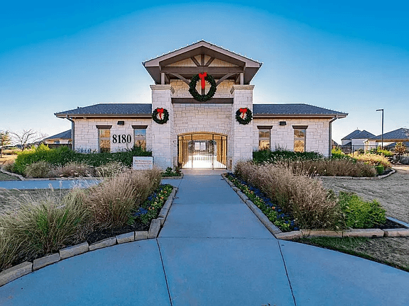 Dallas House: 8209 Abellia Ct