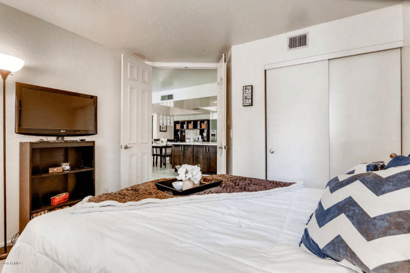 Scottsdale Apartment: 2935 N 68th St