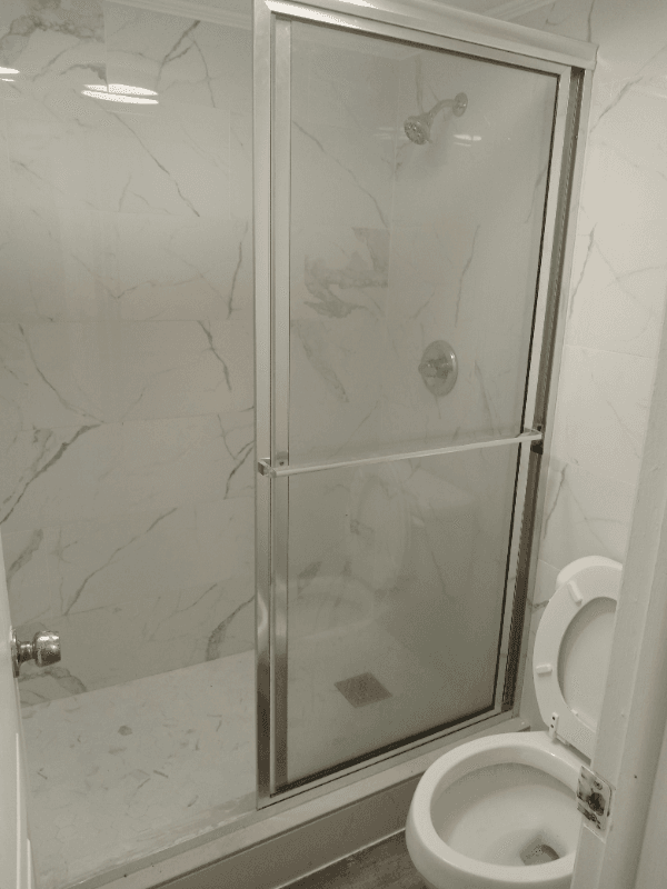 Sanford Apartment: 2541 S Myrtle Ave