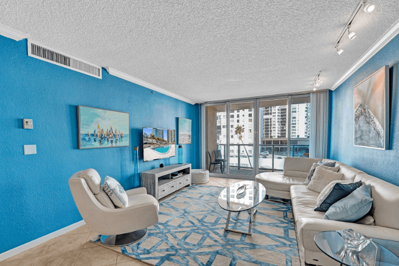 Hollywood Condo: 2501 S Ocean Dr