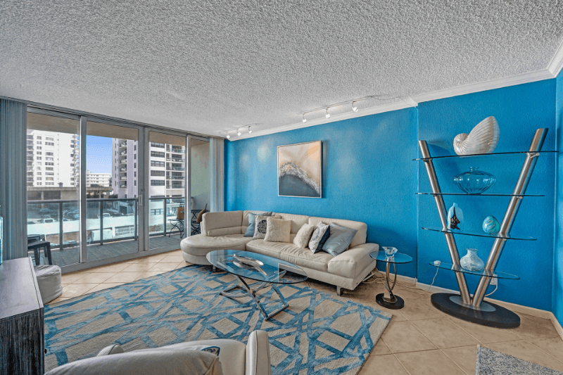 Hollywood Condo: 2501 S Ocean Dr