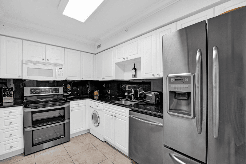 Hollywood Condo: 2501 S Ocean Dr