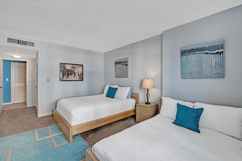 Hollywood Condo: 2501 S Ocean Dr