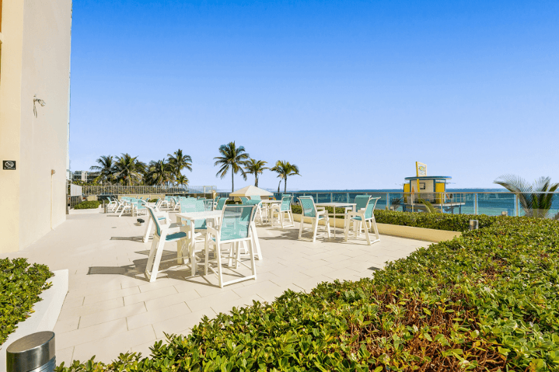 Hollywood Condo: 2501 S Ocean Dr