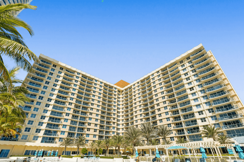Hollywood Condo: 2501 S Ocean Dr