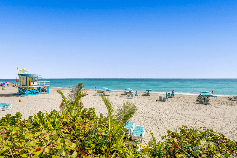 Hollywood Condo: 2501 S Ocean Dr