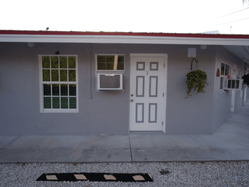 Tavernier Apartment: 101 Caloosa Street