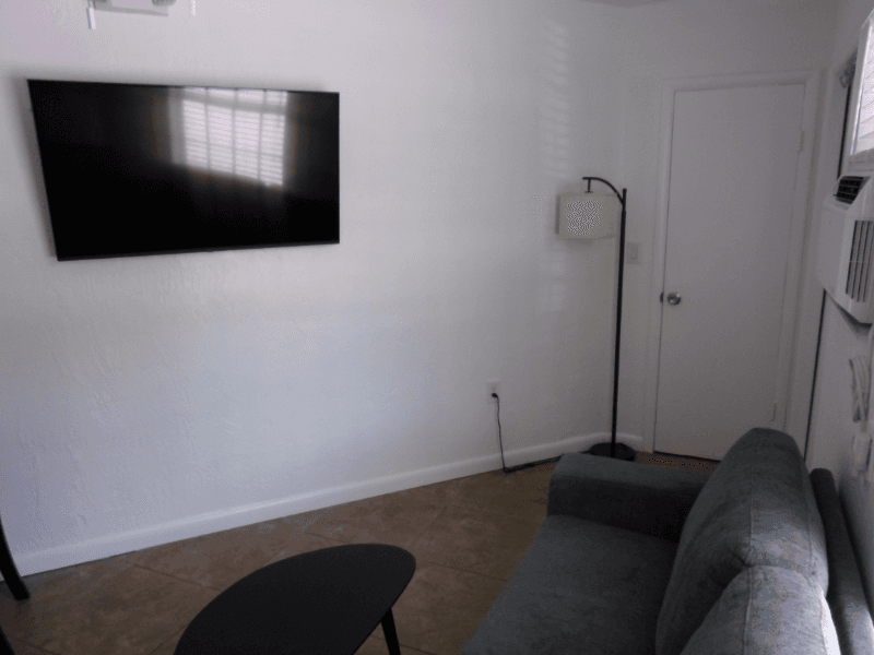 Tavernier Apartment: 101 Caloosa Street