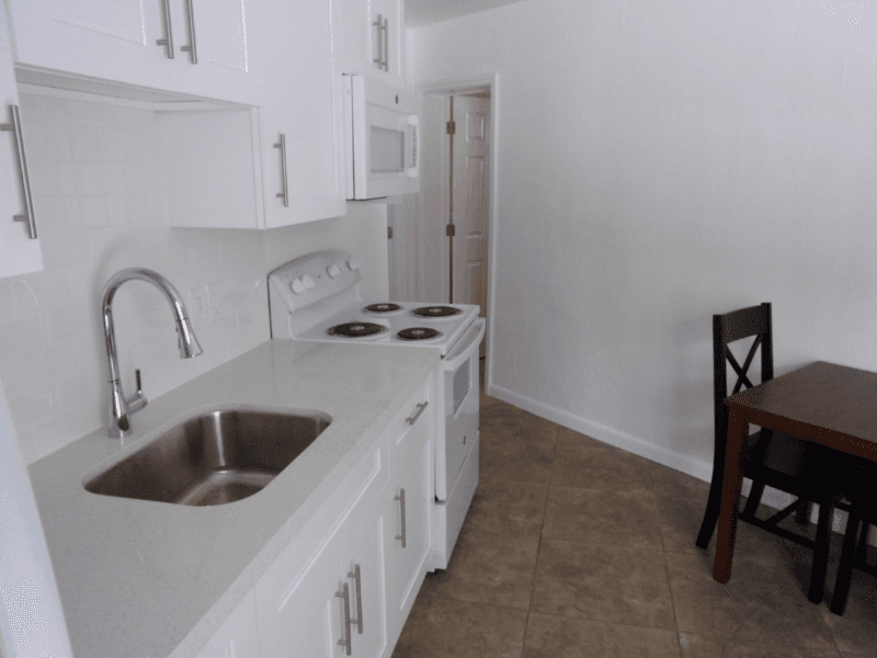 Tavernier Apartment: 101 Caloosa Street