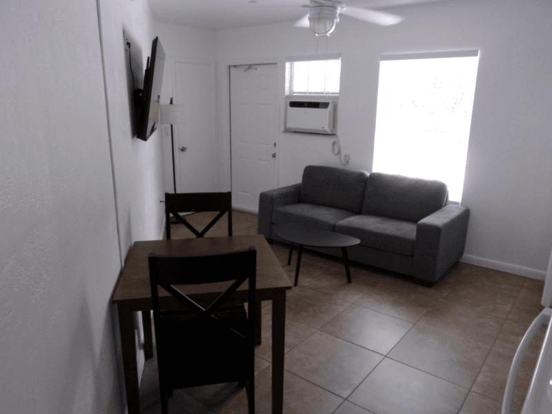 Tavernier Apartment: 101 Caloosa Street
