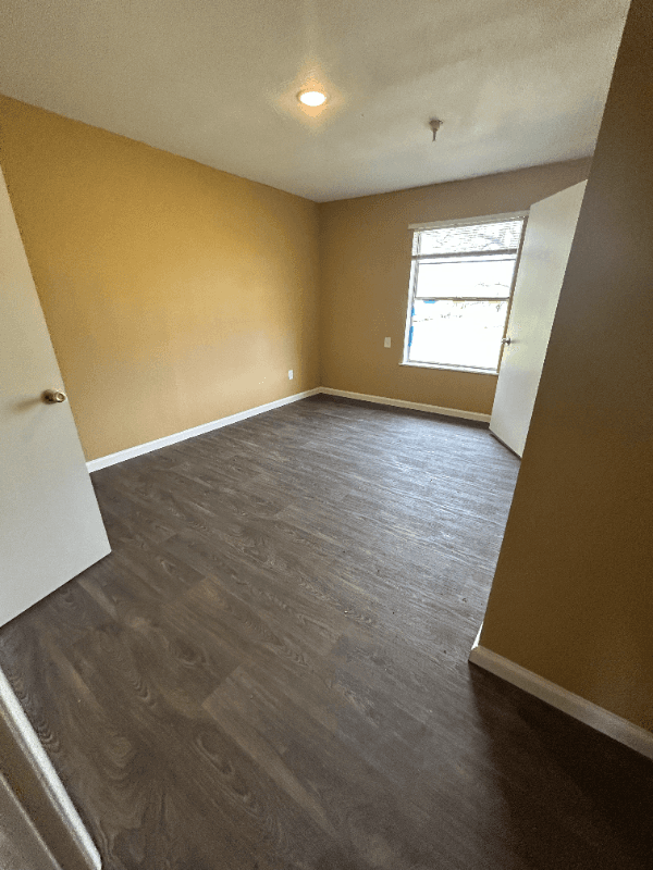 Cooper Multiplex: 101 SE Eighth St