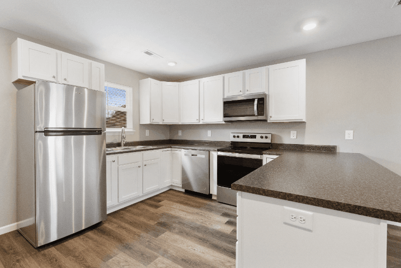 Johnson City Townhome: 2815 S Roan St, Johnson City TN
