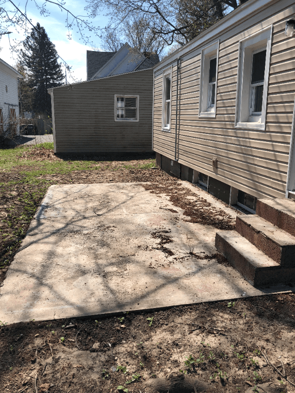 Liverpool House: 206 Balsam St