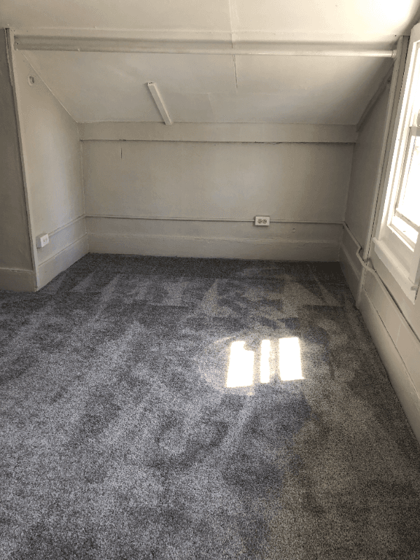 Liverpool House: 206 Balsam St