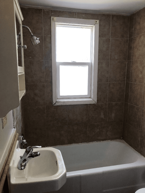 Liverpool House: 206 Balsam St