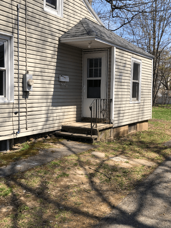 Liverpool House: 206 Balsam St