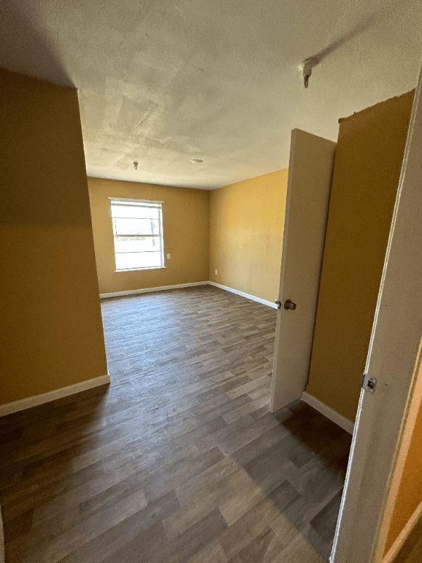 Cooper Multiplex: 101 SE Eighth St
