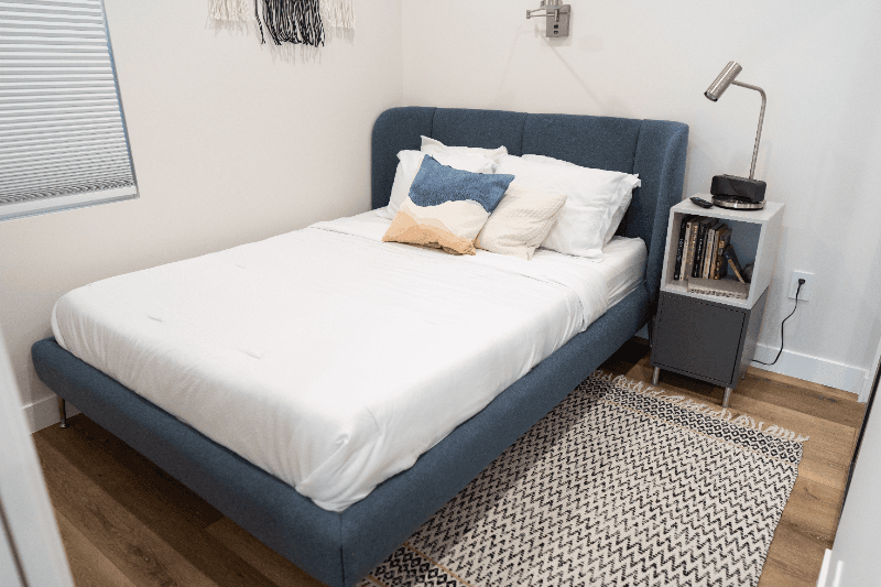 NORTH HOLLYWOOD Apartment: 11249 HUSTON ST