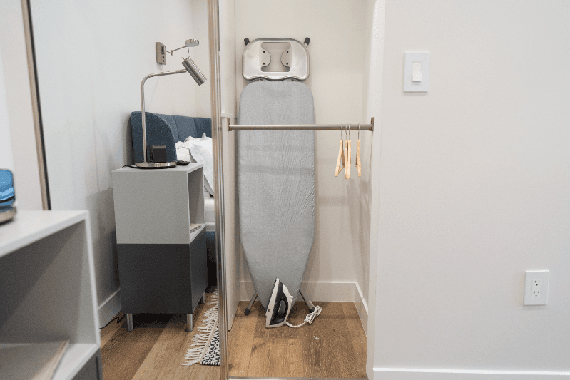 NORTH HOLLYWOOD Apartment: 11249 HUSTON ST