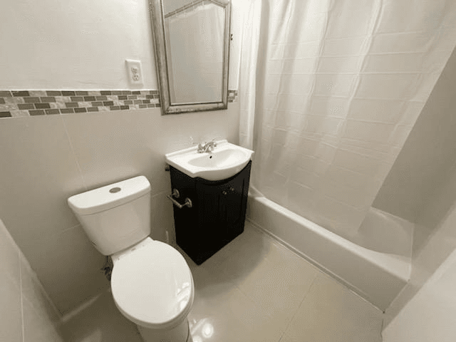 Pompano Beach House: 2349 NE 9th Street