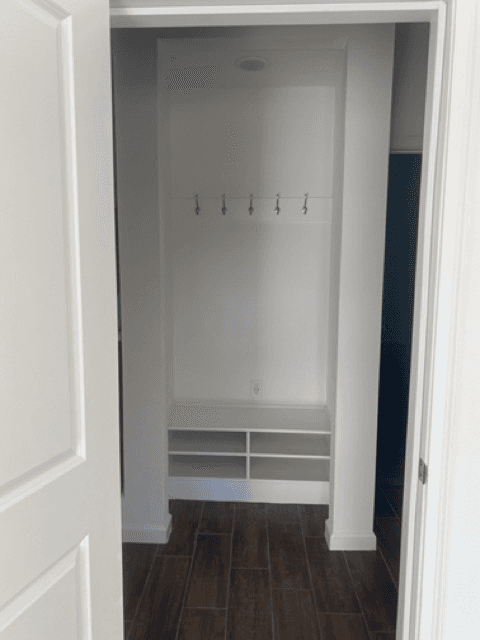 Davenport House: 539 Potere drive