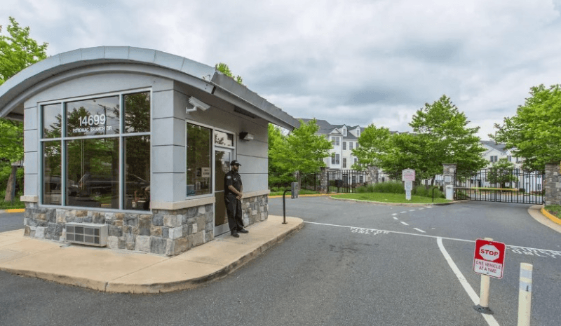 Woodbridge Townhome: 2267 Oberlin Drive