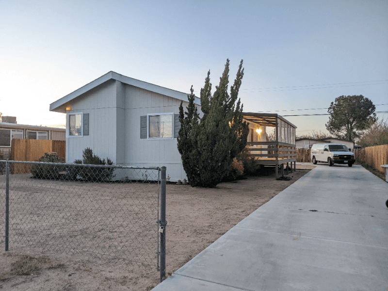 Hesperia House: 19018 Westlawn Street