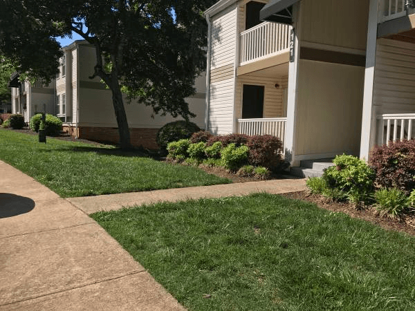 Greensboro House: 101 Village Lane
