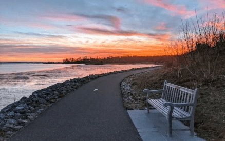 Cos Cob Townhome: 25 Valley Road
