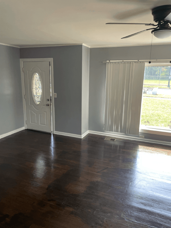 Evanston House: 1619 Oakton St
