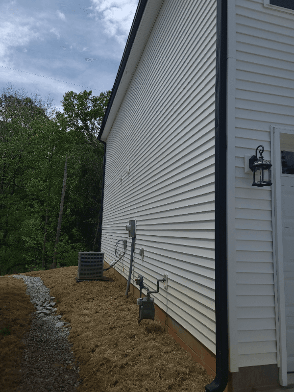 Travelers Rest House: 111 Solis Ct.