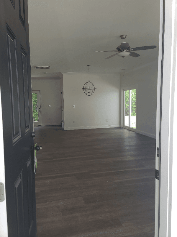Travelers Rest House: 111 Solis Ct.