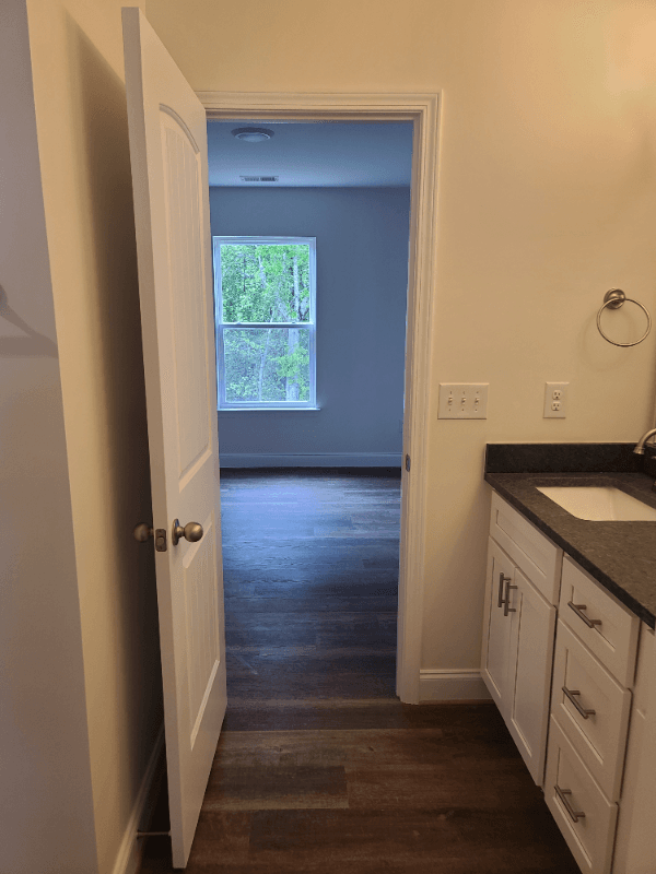 Travelers Rest House: 111 Solis Ct.