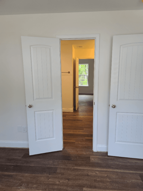 Travelers Rest House: 111 Solis Ct.