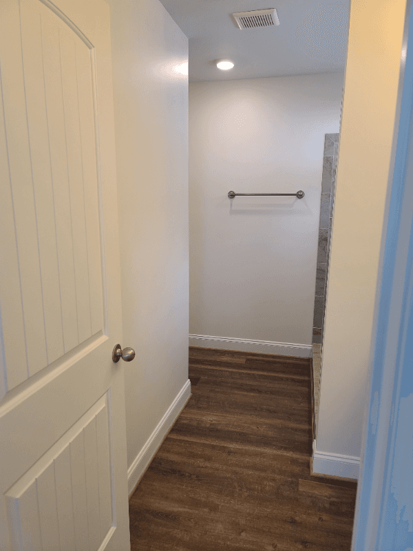 Travelers Rest House: 111 Solis Ct.