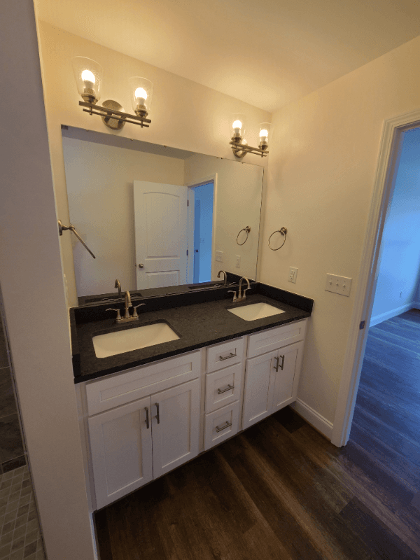Travelers Rest House: 111 Solis Ct.